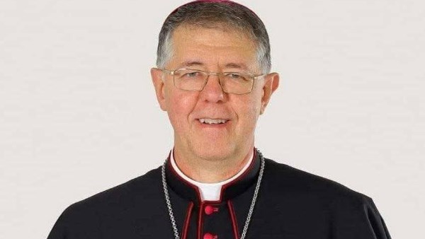 المطران كلاوديو لوراتي