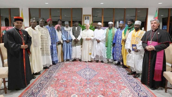 البابا لاون يستقبل ممثلي المجتمعات الإسلامية بالكاميرون