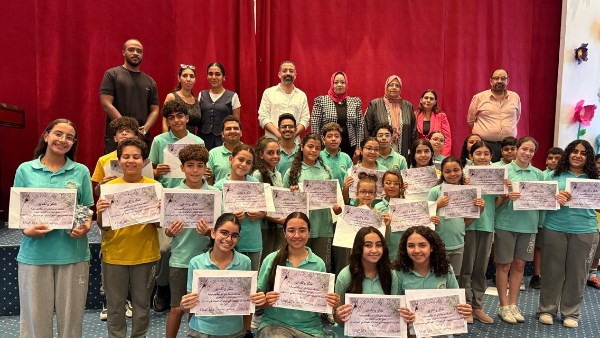 الطلاب المكرمين فى مسابقات الموسيقي 