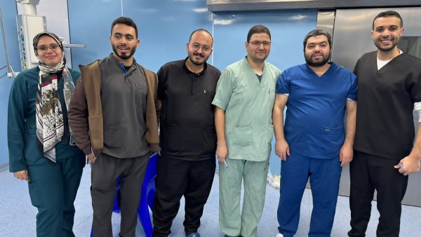 الطاقم الطبى