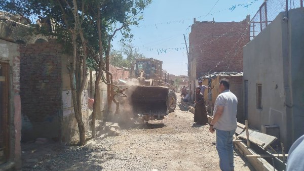 حملة مسائية مكثفة للرقابة على المحلات والمطاعم بسفاجا.. وضبط مخالفات غذائية