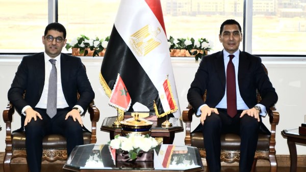 وزير الشباب والرياضة