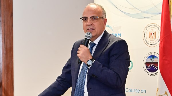 الدكتور هاني سويلم وزير الموارد المائية والري 