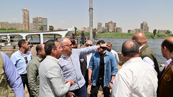 جولة نيلية على الطبيعة لوزير الري 