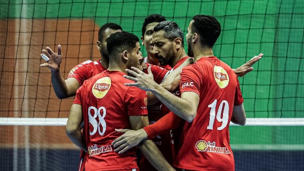 الفريق الأول لكرة الطائرة «رجال» بالنادي الأهلي