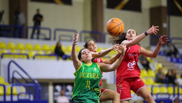 الأهلي وسبورتنج 