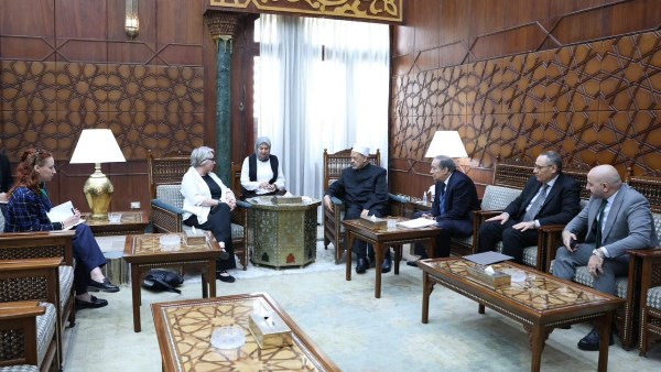 شيخ الأزهر يستقبل سفيرة فنلندا 