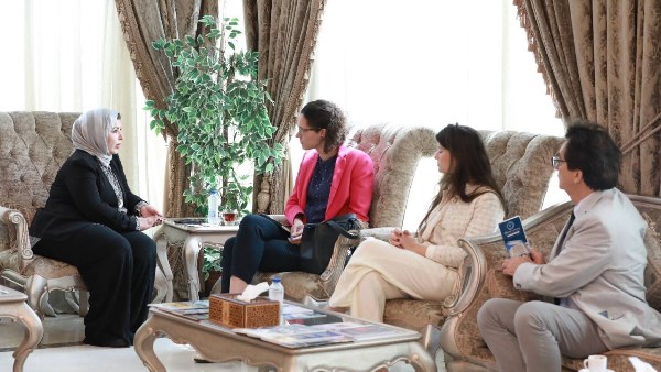 مرصد الأزهر يستعرض آليات مواجهة التطرف وتفكيك خطاب الكراهية خلال استقباله سفيرة المجر بالقاهرة