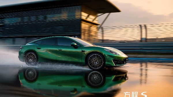 بقوة 1000 حصان.. وBYD تطلق سيارة لمنافسة تسلا موديل S