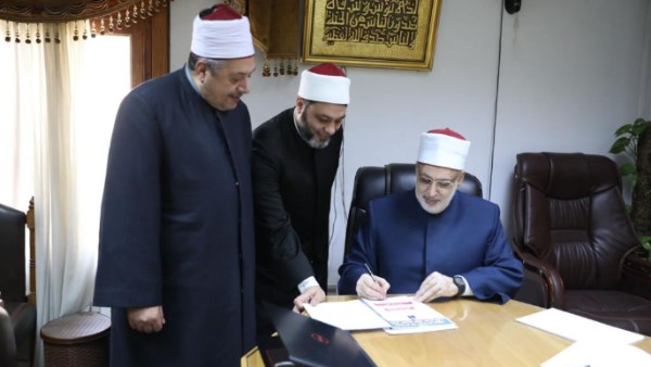 مسابقة التعاقد مع 8000 معلم مساعد لغة عربية بالأزهر 