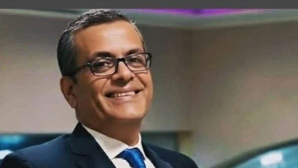 الدكتور هشام صلاح، الخبير الاقتصادي