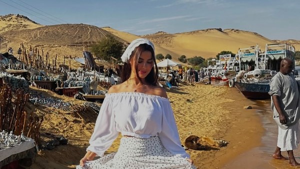 رانيا منصور 