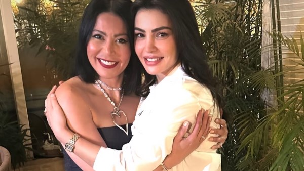 دينا فؤاد  و لقاء الخميسي 