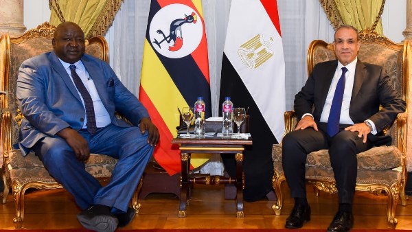 خلال اللقاء