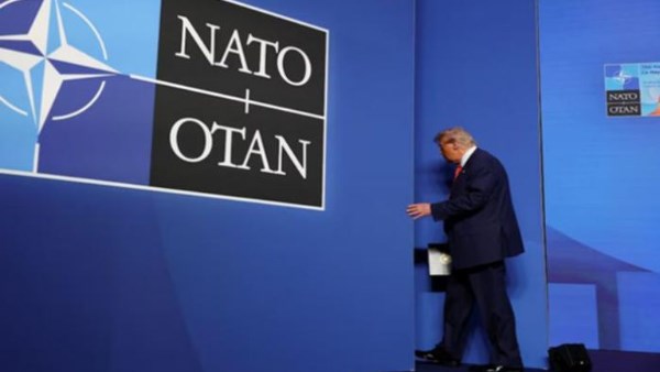 الناتو أمام اختبار تاريخي بعد تهديد ترامب بالانسحاب.. وأمين الحلف يتدخل