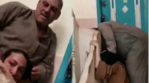 أثار فيديو متداول في محافظة كفر الشيخ جدلًا واسعًا على مواقع التواصل الاجتماعي