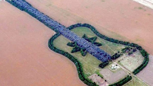 صورة من الأعلى