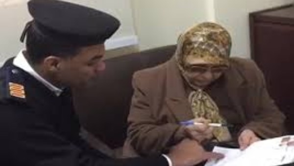 "الداخلية" تيسر إجراءاتها على المواطنين الراغبين في الحصول على الخدمات الشرطية