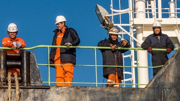 المنظمة البحرية الدولية : 20 ألف بحار على متن ألفي سفينة عالقون في منطقة الحرب بالشرق الأوسط