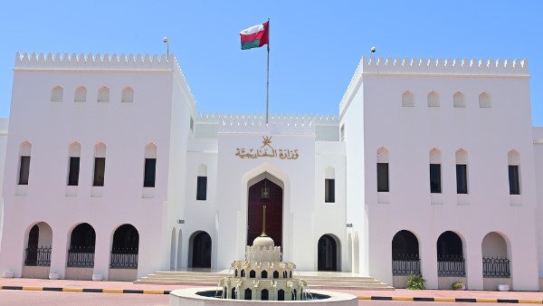 سلطنة عُمان ترحب بوقف إطلاق النار بين إيران والولايات المتحدة