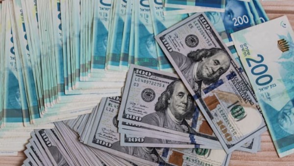 بنك إسرائيل المركزي يتدخل لوقف هبوط الشيكل واحتواء اضطرابات سوق الصرف