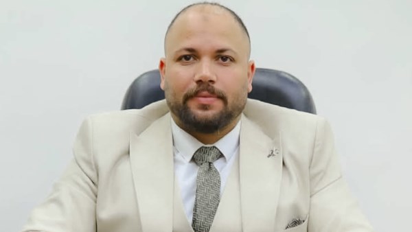  الدكتور عبدالرحمن النبيل