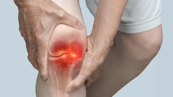 بدون أدوية.. طرق فعالة لتخفيف آلام المفاصل واستعادة الحركة