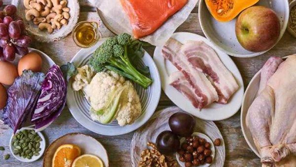 5 أطعمة تقوّي الذاكرة وتحسّن التركيز.. دليل ذكي لطلاب خلال الامتحانات