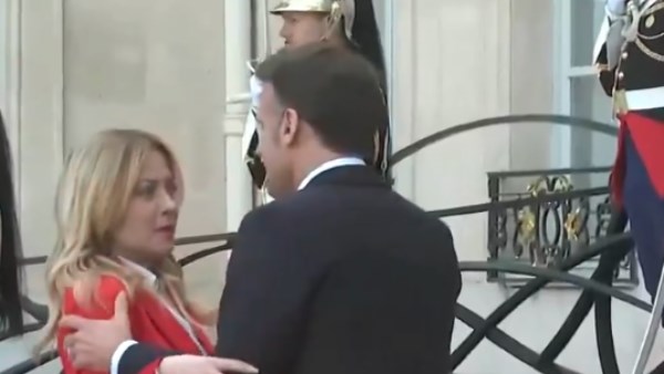 ماكرون وميلوني