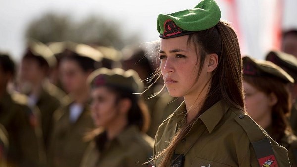 مجندات جيش الاحتلال