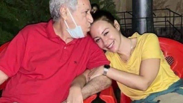 منة شلبي ووالدها 