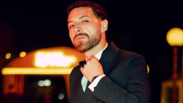 النجم محمود حجازي 