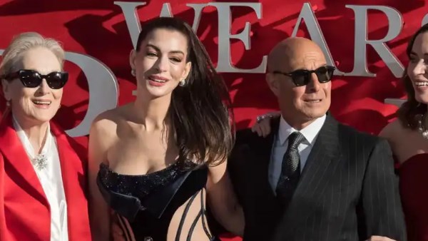 تصاعد الجدل حول فيلم “The Devil Wears Prada 2” قبل عرضه بسبب اتهامات بتكريس صور نمطية