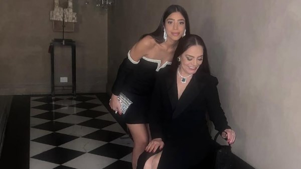 شريهان وابنتها