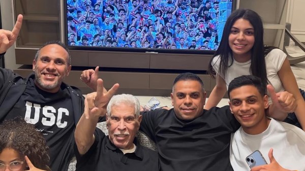 حسن شحاتة وعائلته