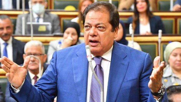 النائب محمد أبو العينين