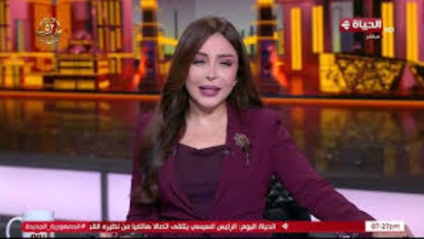  لبنى عسل 