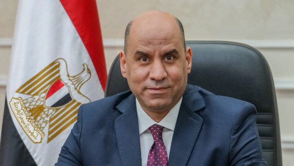 وزير العمل