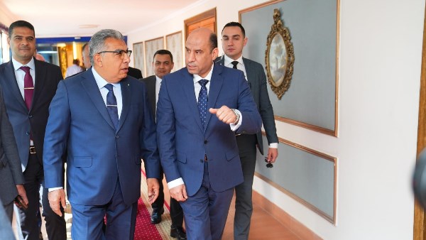 وزير العمل ومحافظ القليوبية