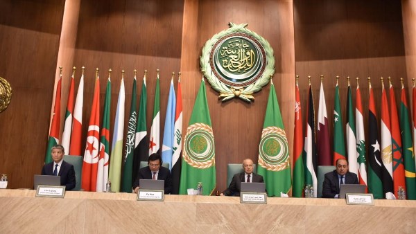 من الجامعة العربية.. أبو الغيط يدعو لنظام عالمي أكثر عدالة