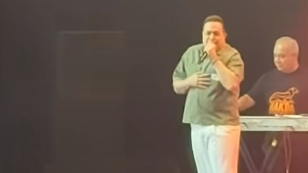 حكيم 
