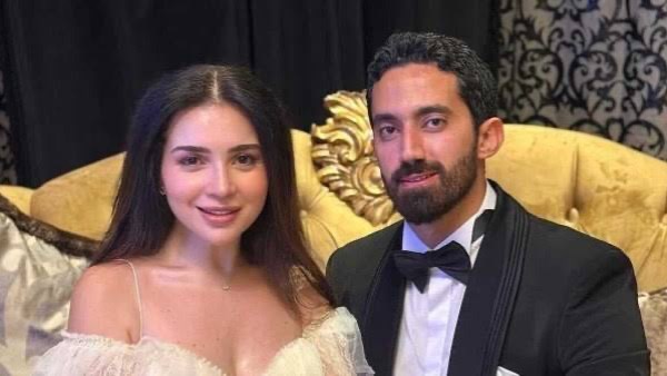 أحمد تيمور وزوجته مي عز الدين 