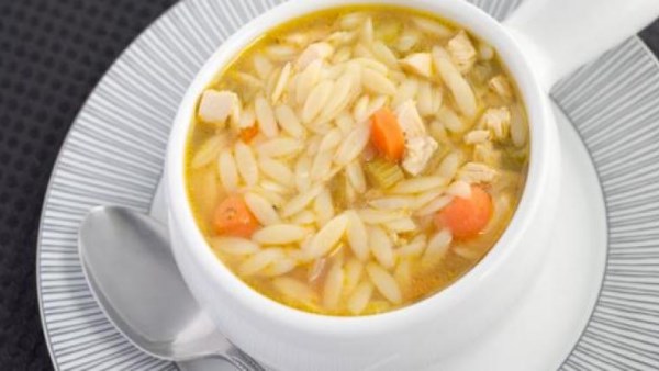 شوربة لسان العصفور 