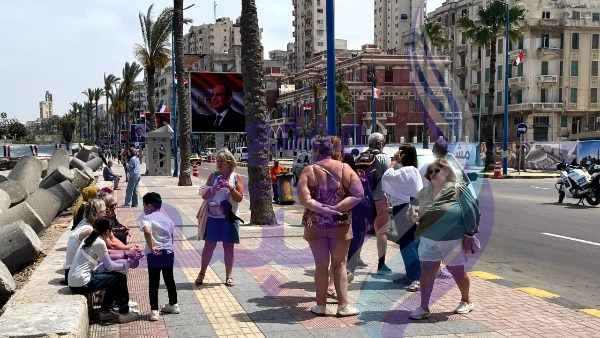 الإسكندرية تتجمل.. الرئيس السيسي ونظيره الفرنسي في عروس البحر المتوسط لافتتاح جامعة سنجور