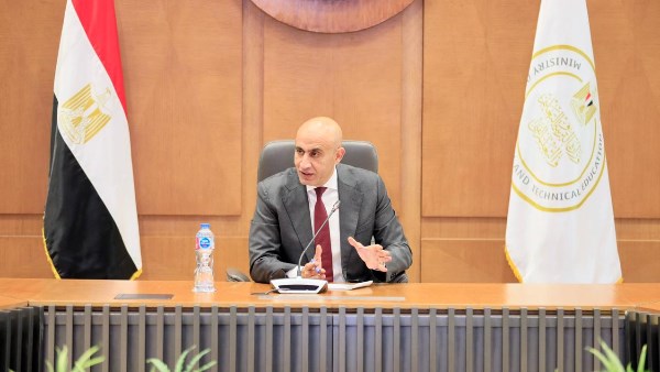 8 معلومات تحسم جدل عدم وصول الوجبات المدرسية للطلاب|ماذا أعلنت التعليم؟