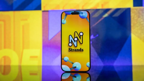 لغز اليوم من NYT Strands .. غابة كاملة من الكلمات في انتظارك