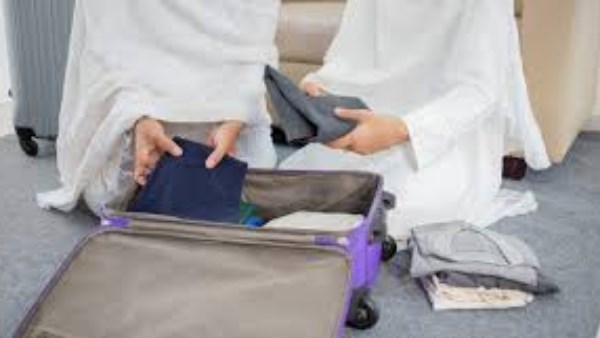 أشياء لا يجب أن يحملها الحاج معه.. أخطاء شائعة قد تسبب التعب والزحام أثناء المناسك 