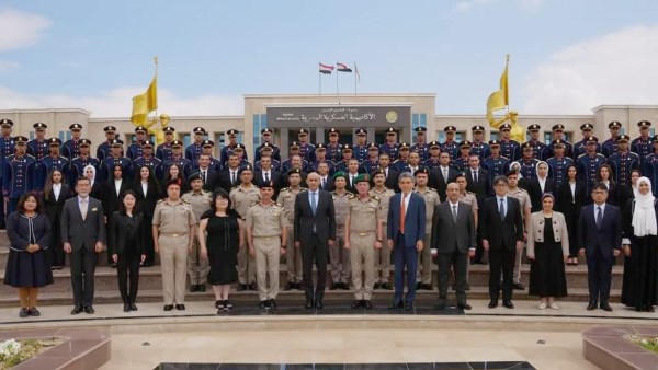 صورة من الزيارة
