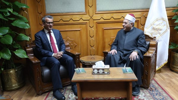 الشيخ أيمن عبدالغني يستقبل وفد الأوقاف الدينية بأربيل لبحث تعزيز التعاون التعليمي ونشر الفكر الوسطي