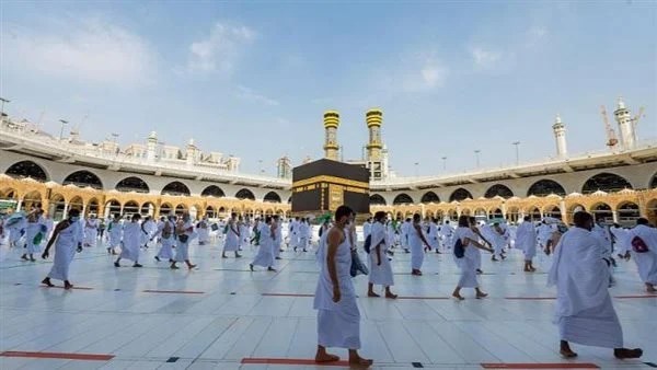 حكم التطوع بأقل من سبعة أشواط في الطواف بالبيت